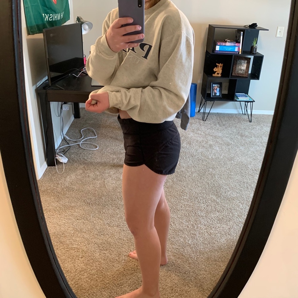 Lululemon 2.5 speed up shorts